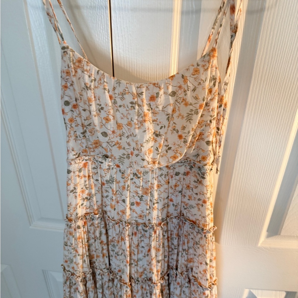Chic Floral Mini Dress in Cream and Orange